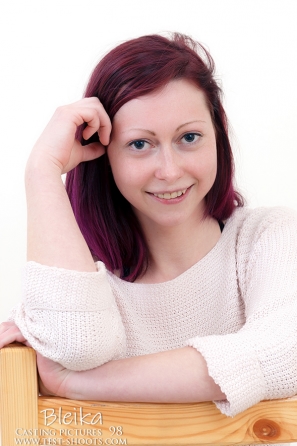 2020-12-07-bleika-smalltits-18yoteen-purple-hair-nude-casting
