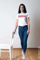 Aria Greek night club dj nude casting Preview picture 1