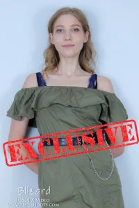 Sexy young naked accountant Blizard nude video casting