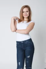 Stella pretty 18yo schoolgirl nude casting Preview picture 3